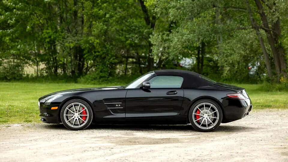 Mercedes-Benz SLS-Class