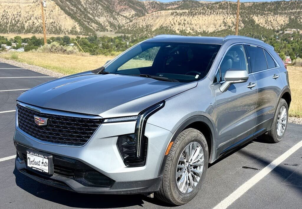 2024 CADILLAC XT4