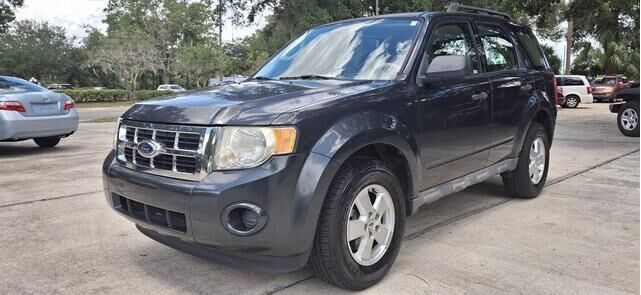 2009 FORD Escape