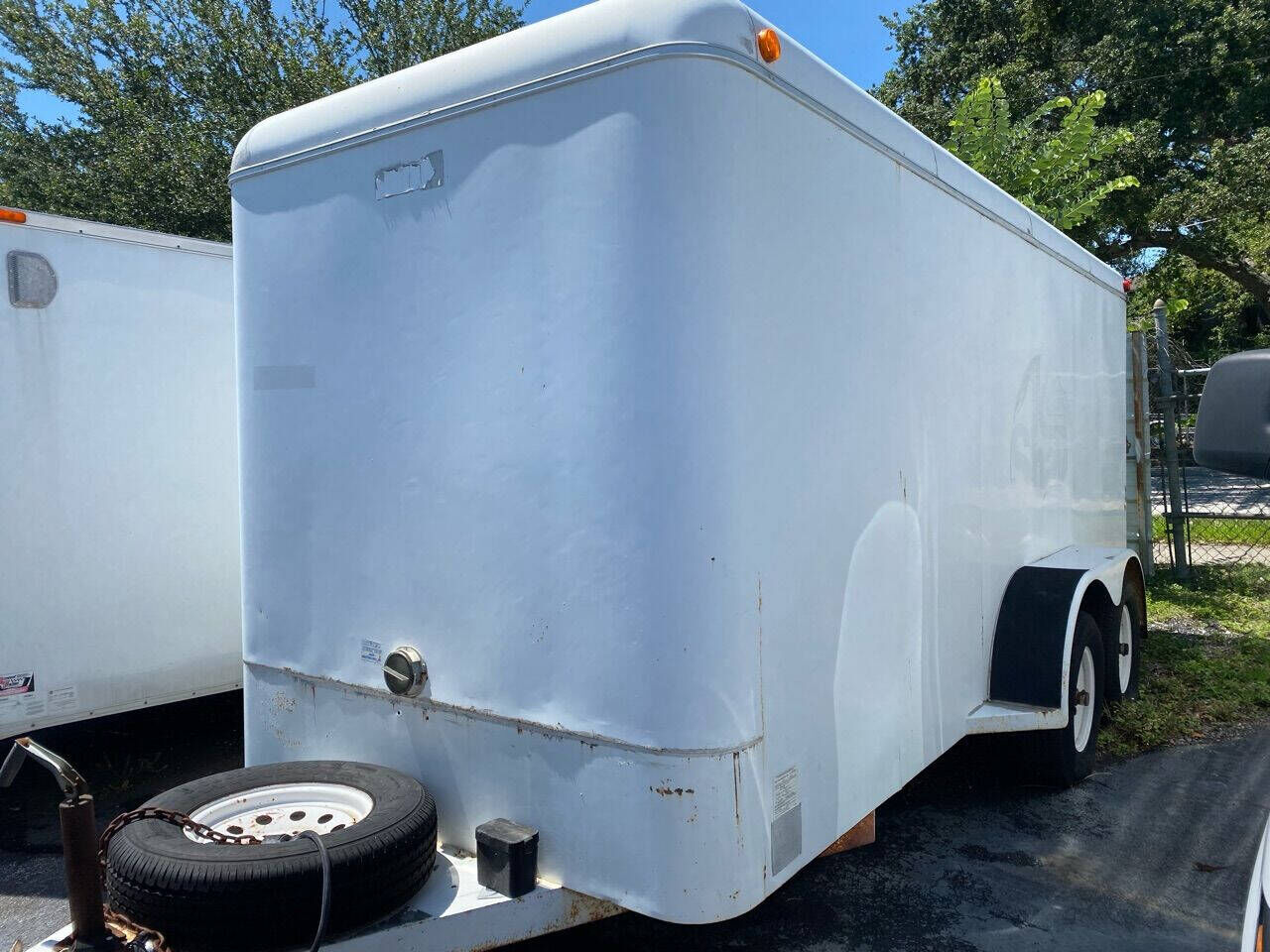 2001 W W TRAILER MANUFACTURING & SALES INC. W W Trailer Manufacturing & Sales Inc.