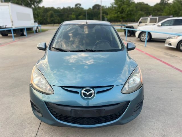 2014 MAZDA Mazda2