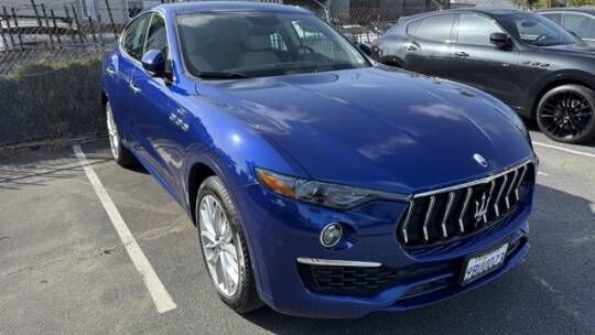 2022 MASERATI Levante
