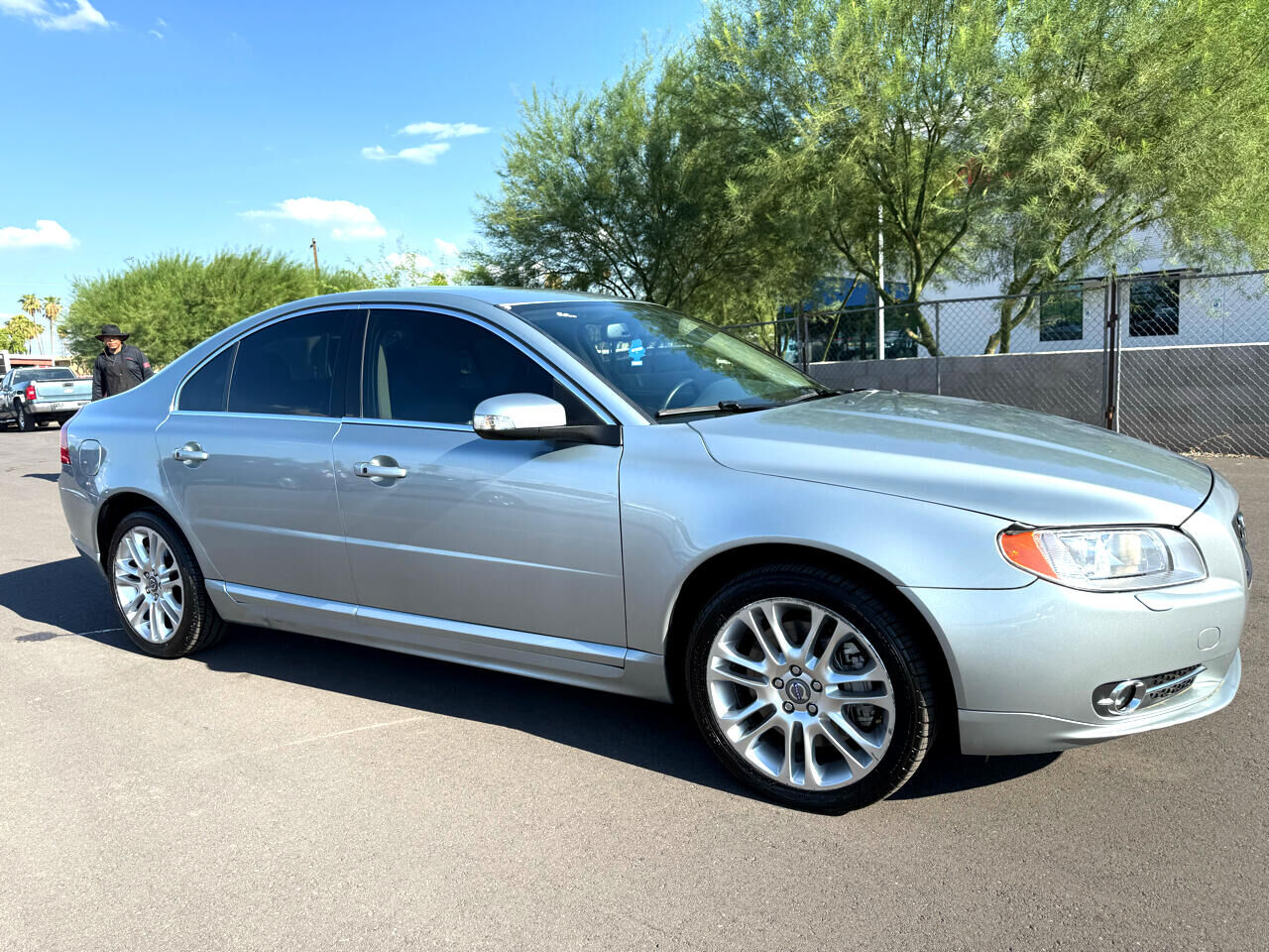 Volvo S80