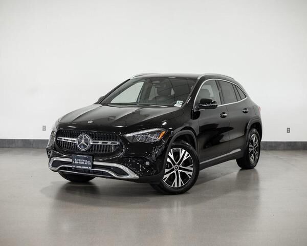 2025 MERCEDES-BENZ GLA-Class