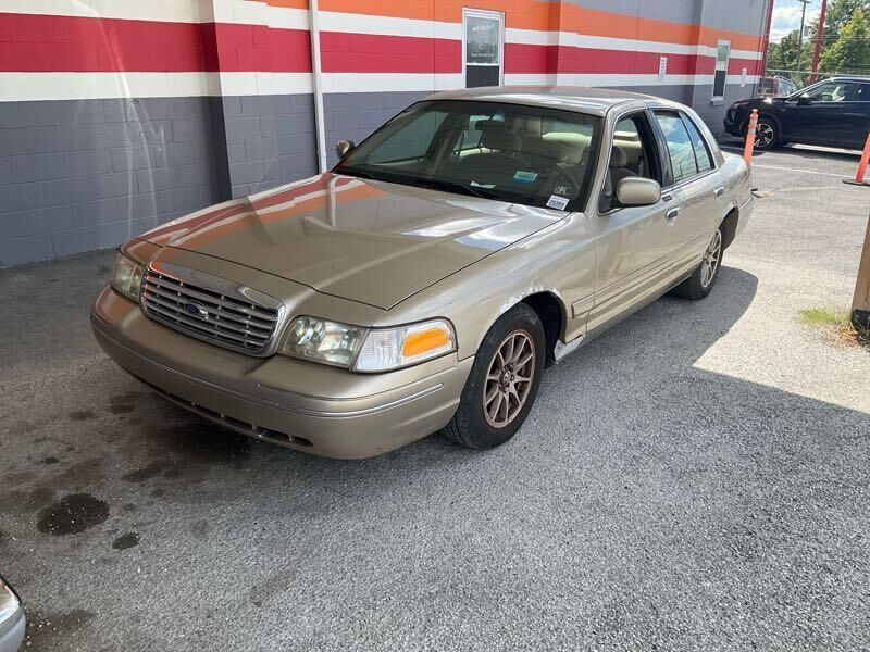 Ford Crown Victoria