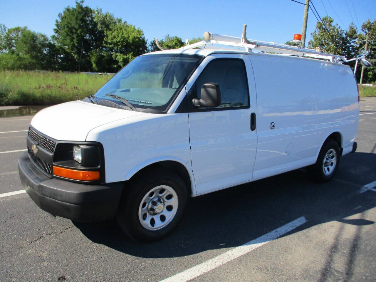 2010 CHEVROLET Express