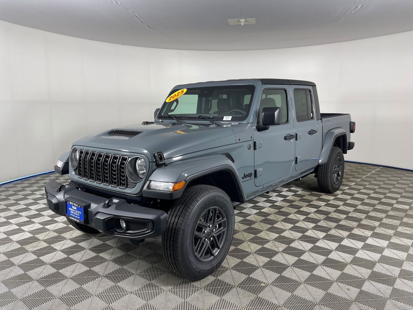 2025 JEEP Gladiator