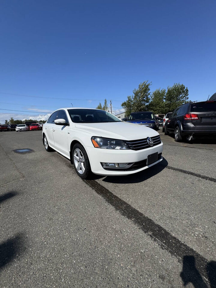 2015 VOLKSWAGEN Passat