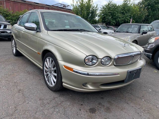 Jaguar X-Type