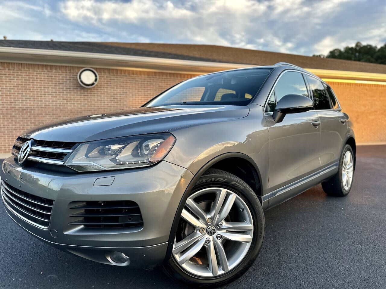 Volkswagen Touareg