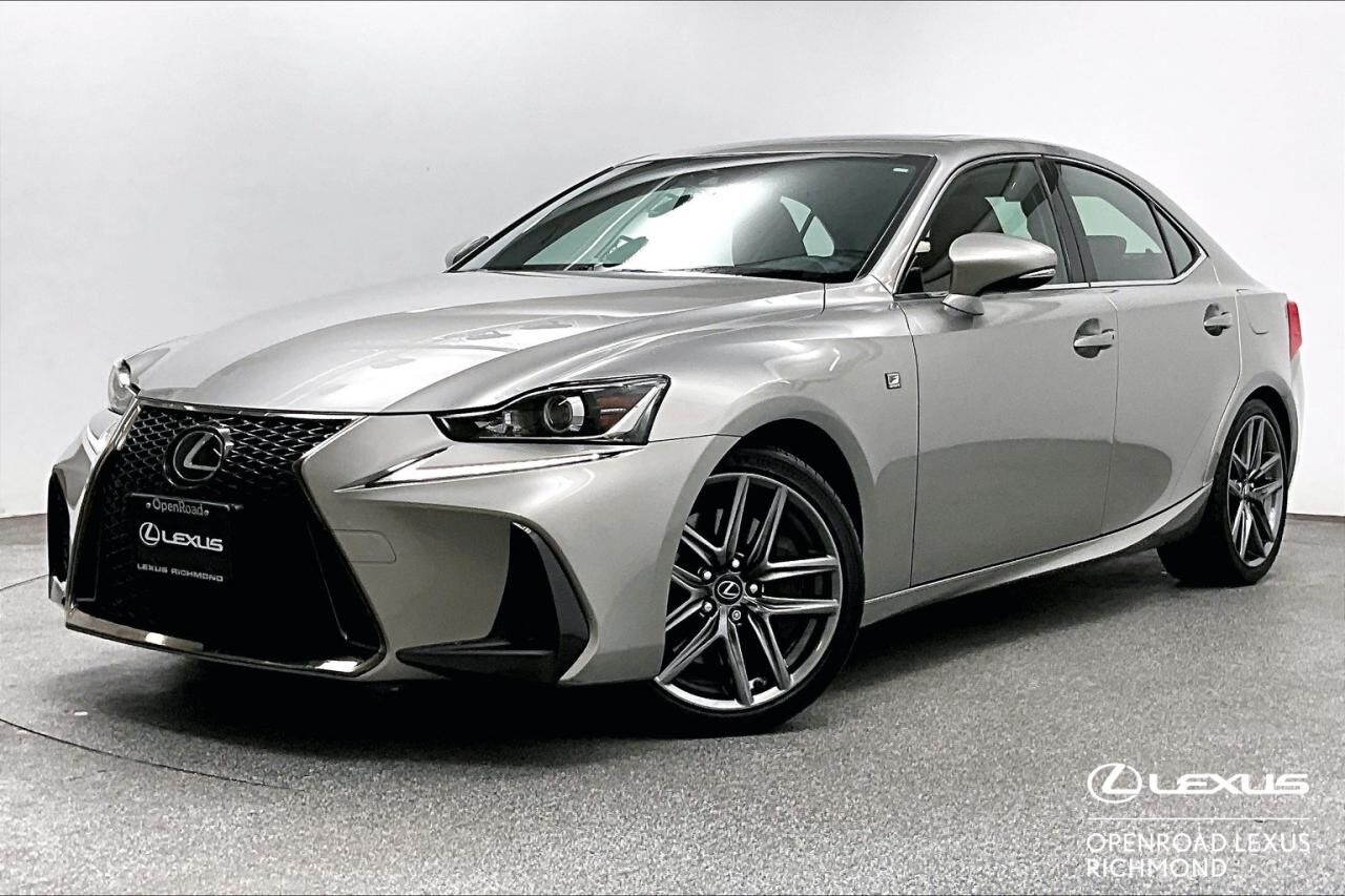 Lexus IS