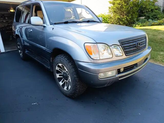 Lexus LX