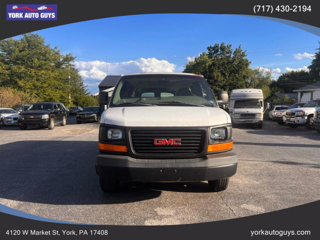 GMC Savana