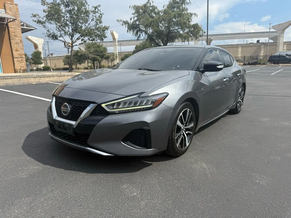 2022 NISSAN Maxima