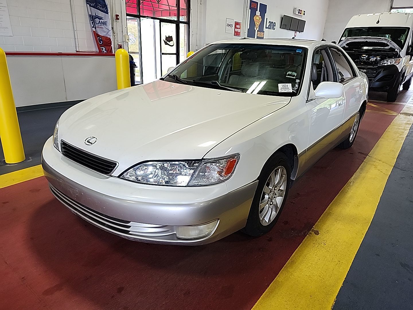 Lexus ES