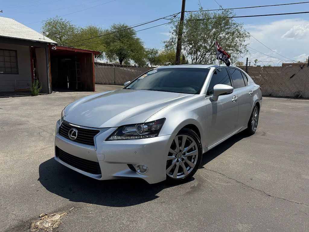 LEXUS