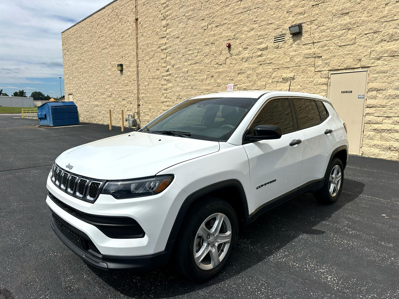 2023 JEEP Compass