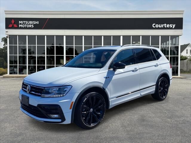 2021 VOLKSWAGEN Tiguan