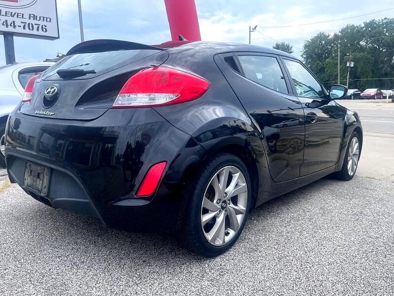 Hyundai Veloster