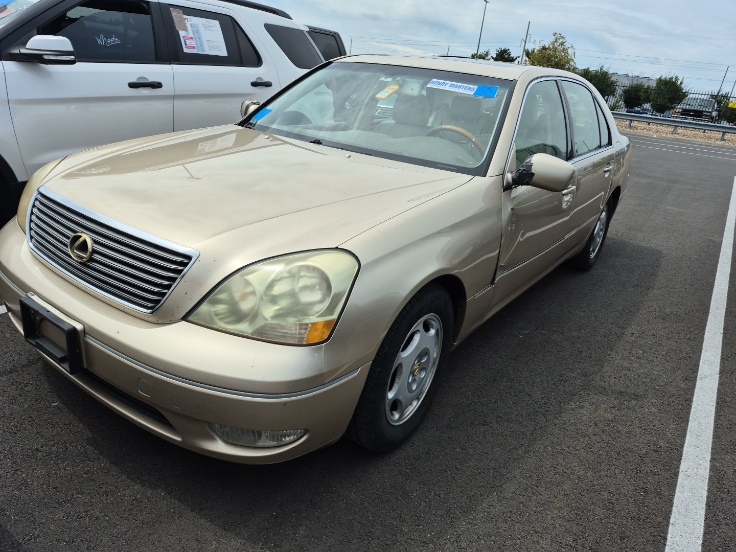 Lexus LS