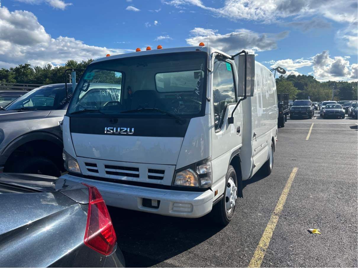 Isuzu NPR