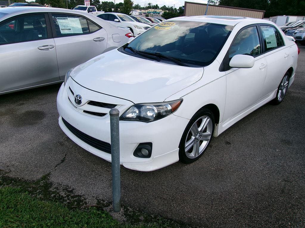 2013 TOYOTA Corolla