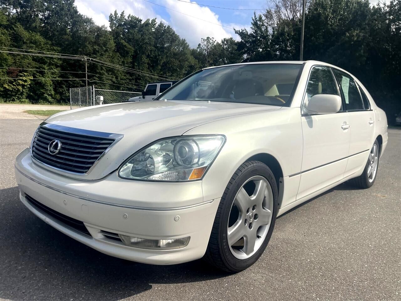 Lexus LS