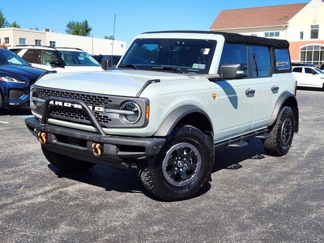 2022 FORD Bronco