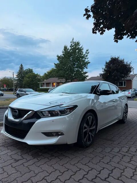 Nissan Maxima