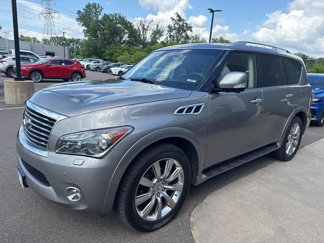 Infiniti QX56