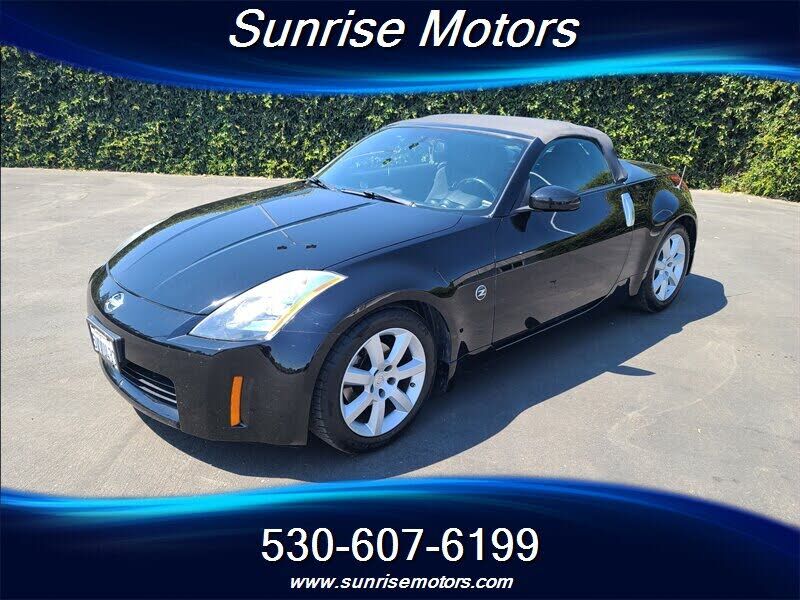 2005 NISSAN 350Z