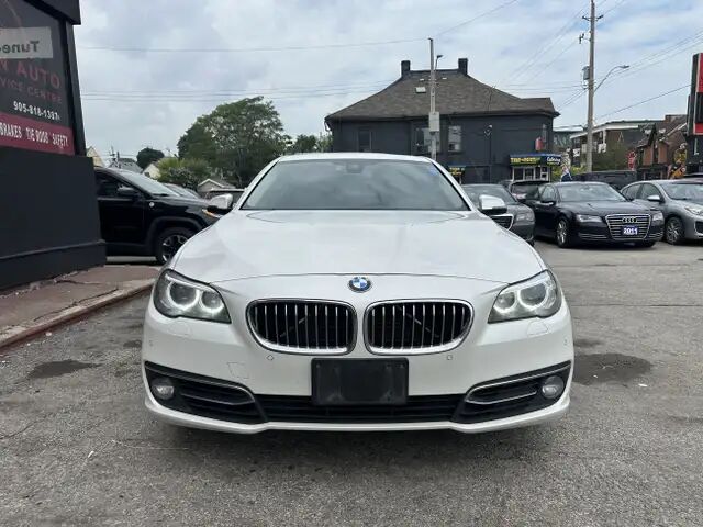 BMW 528i