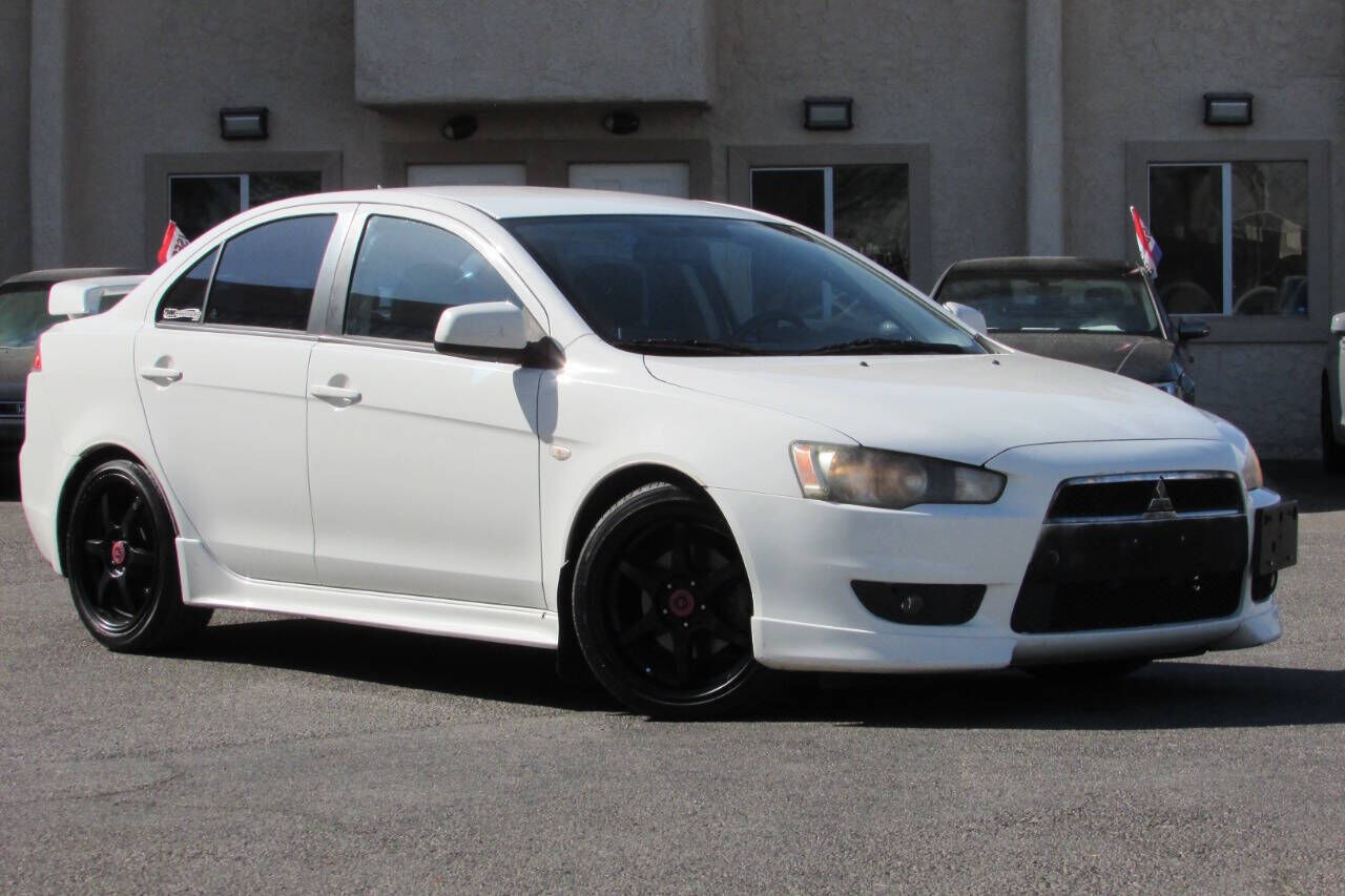 Mitsubishi Lancer