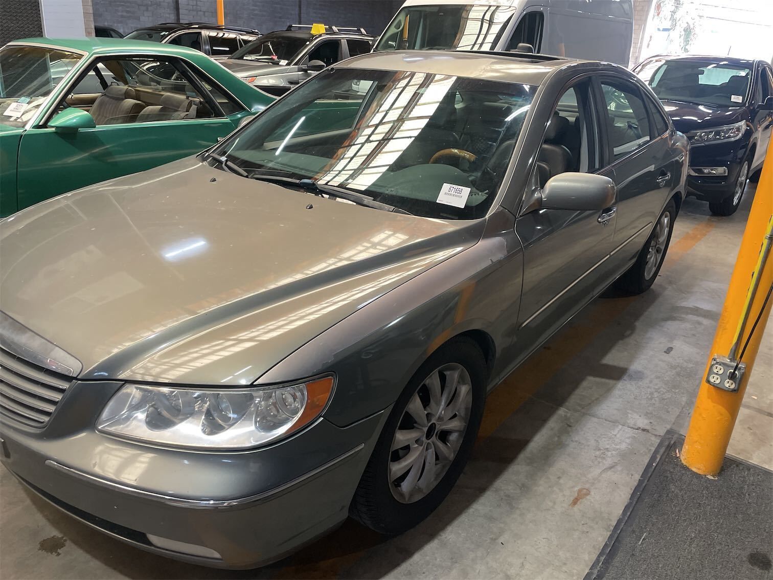 Hyundai Azera