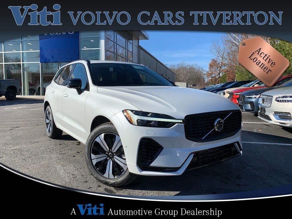 2025 VOLVO XC60