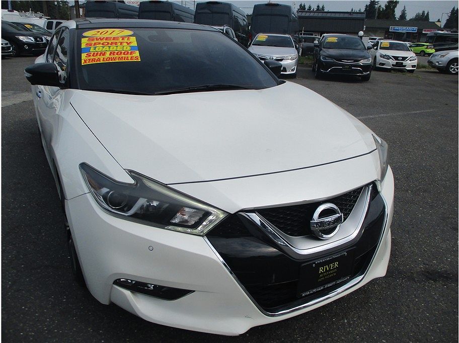Nissan Maxima