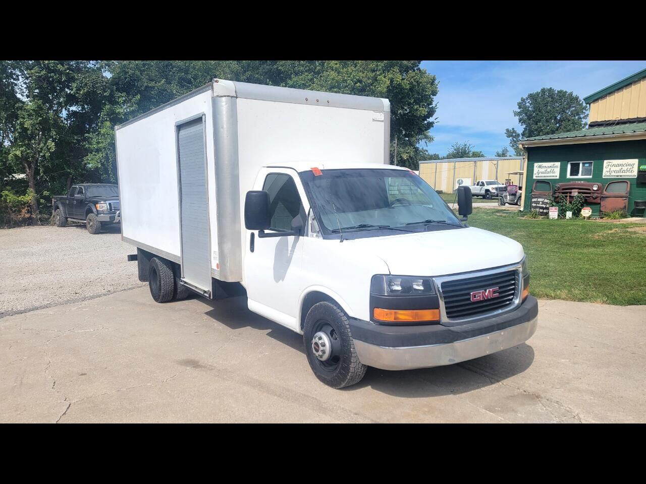 GMC Savana