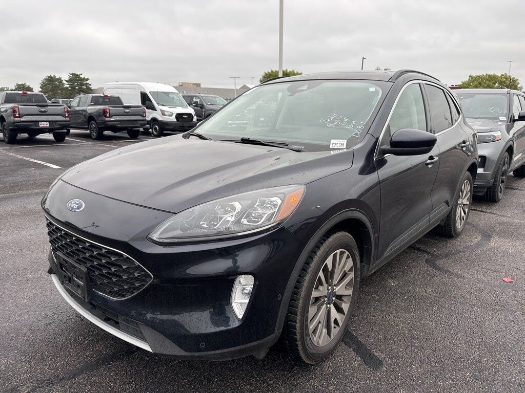 2021 FORD Escape