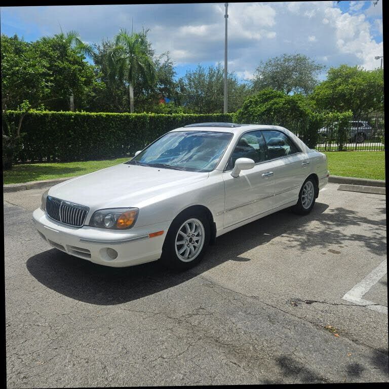 Hyundai XG350
