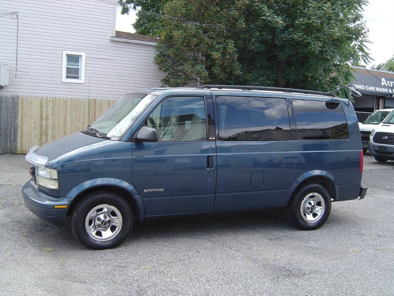 2001 GMC Safari