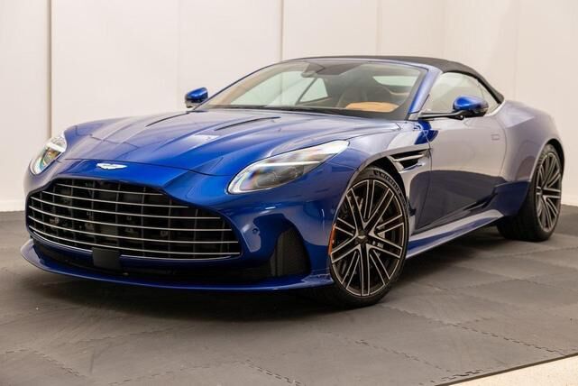 2025 ASTON MARTIN DB12
