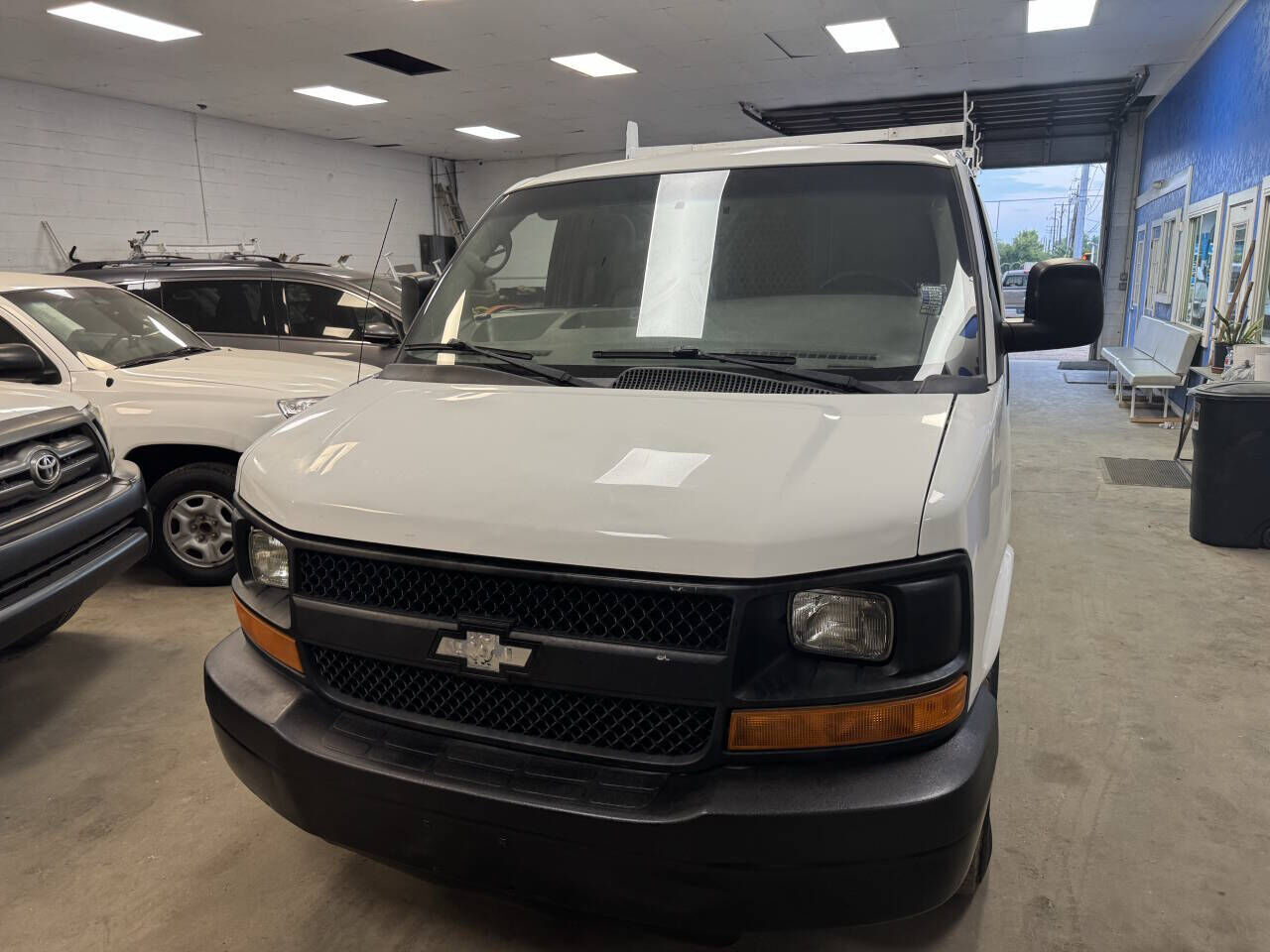 2017 CHEVROLET Express