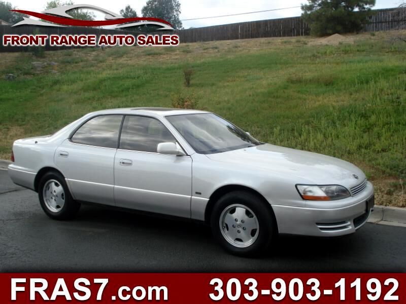 Lexus ES