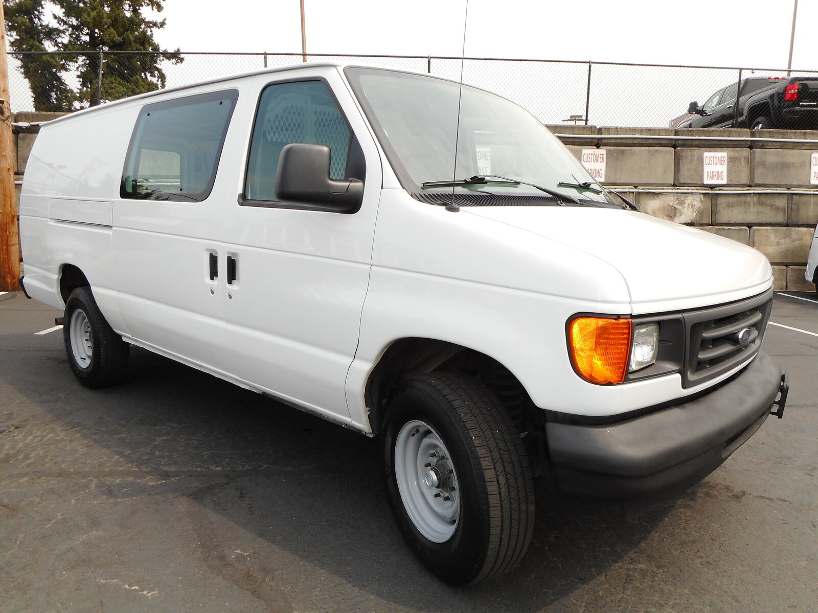 Ford E-250
