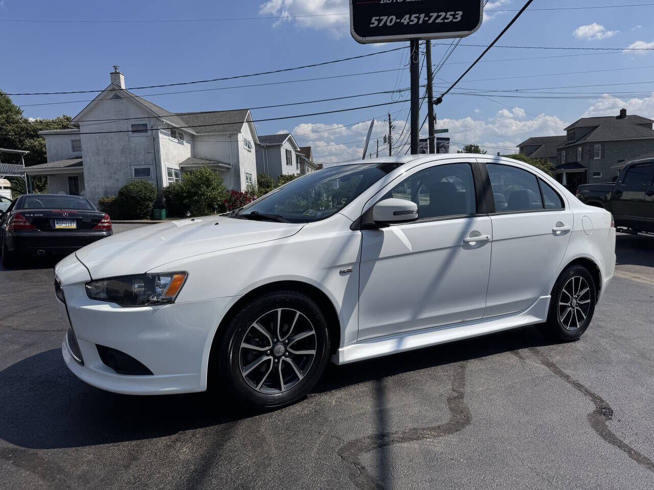 Mitsubishi Lancer