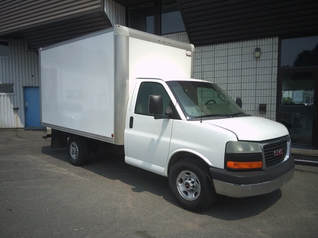 GMC Savana