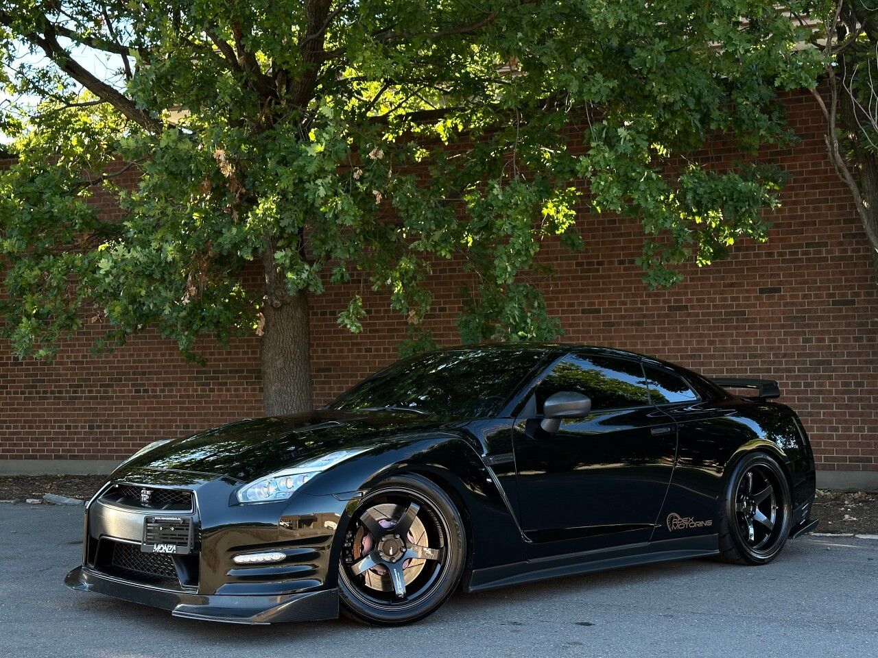 Nissan GT-R
