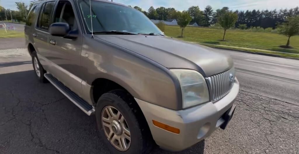 Mercury Mountaineer