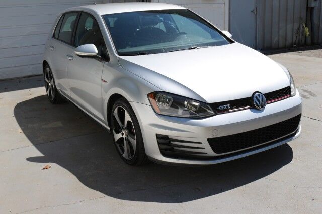 Volkswagen Golf GTI