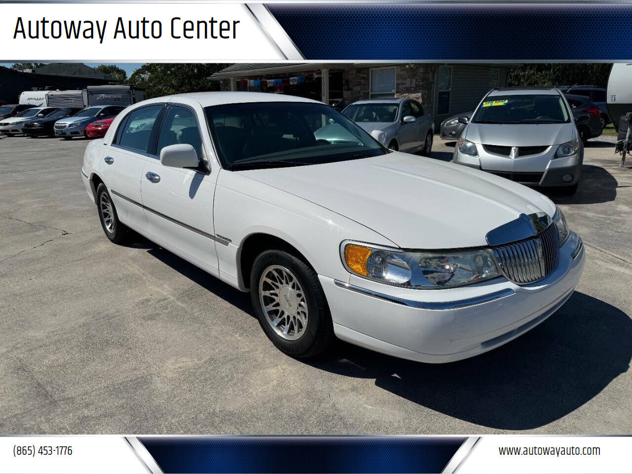2000 LINCOLN Town Car